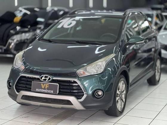 HYUNDAI HB20X 1.6 16V STYLE FLEX 4P MANUAL